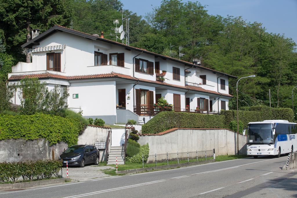 Casa Vacanze La Nautica Бавено Экстерьер фото