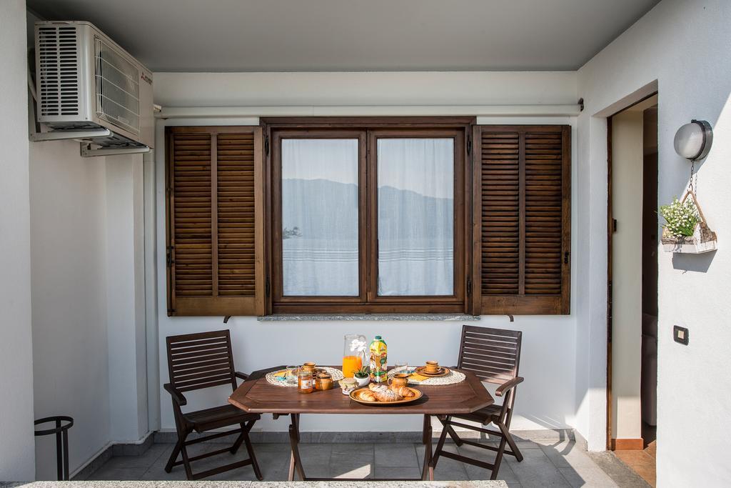 Casa Vacanze La Nautica Бавено Экстерьер фото